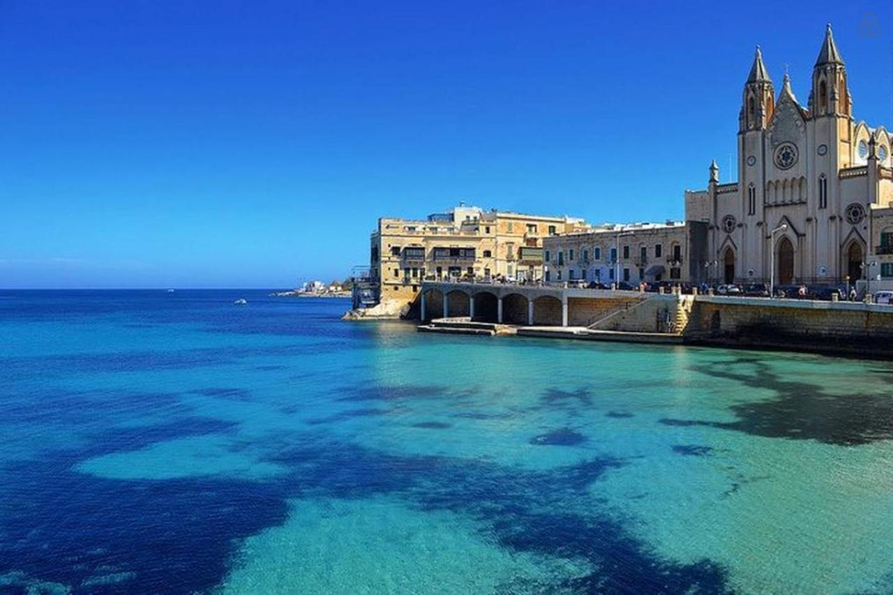 Modern 2 Bedroom Maisonette In Central Sliema Esterno foto