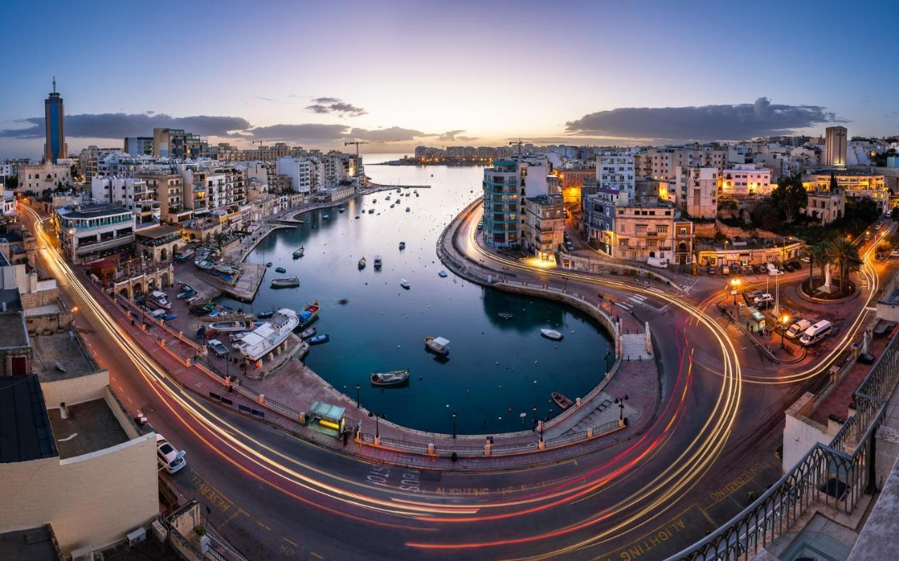 Modern 2 Bedroom Maisonette In Central Sliema Esterno foto